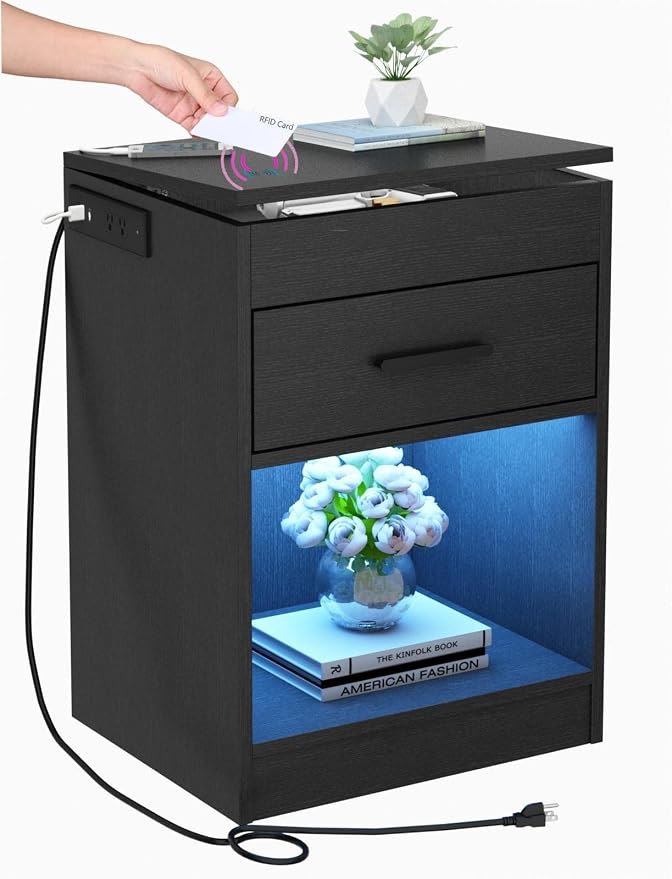 ght stand with charging station